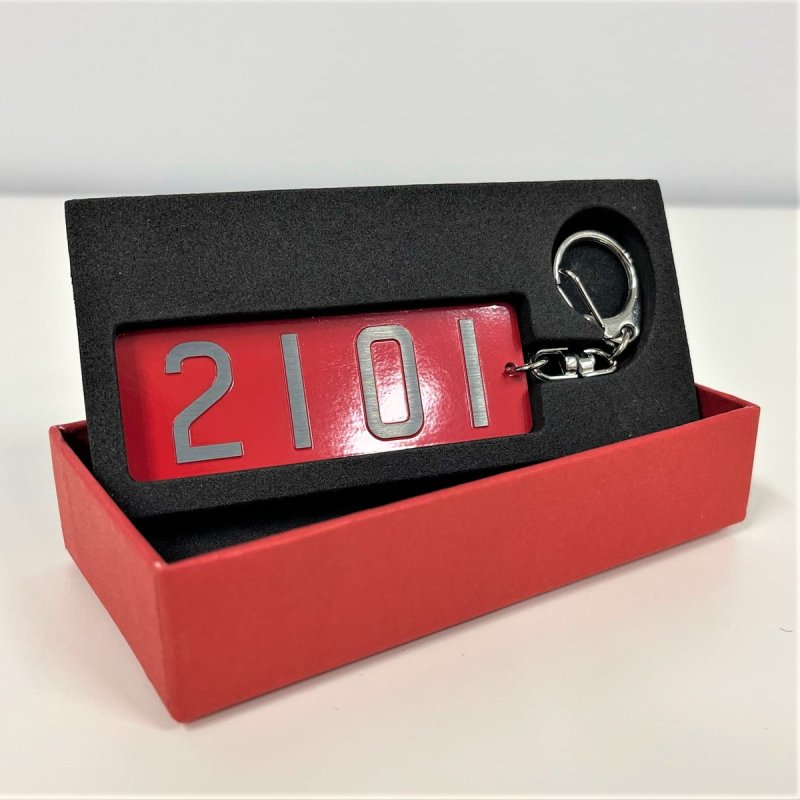 画像1: 車号銘板キーホルダー 丸ノ内線2000系 (1)